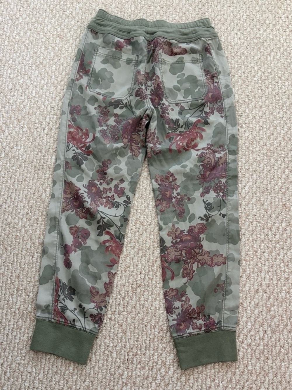 Anthropologie Nomad Camo Floral Rose Jogger - Picture 9 of 16